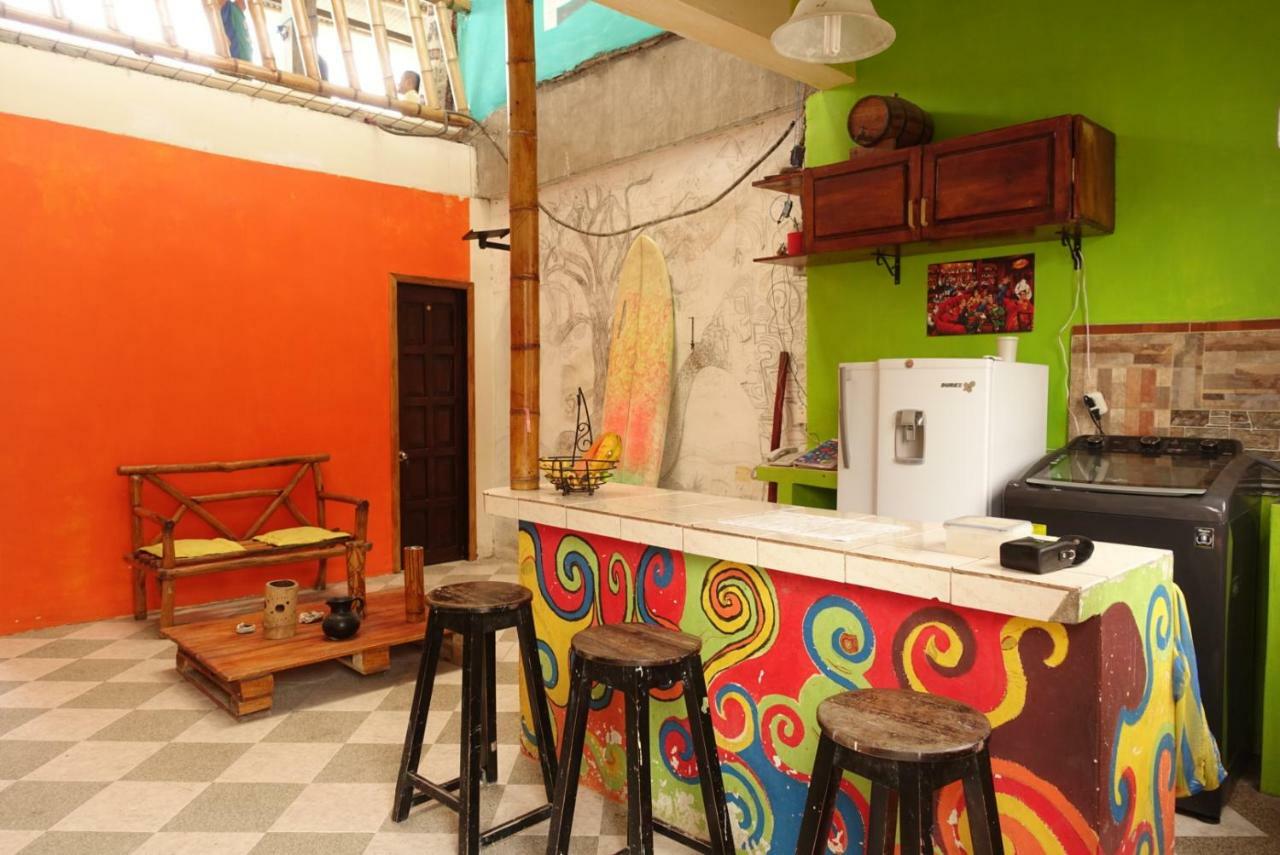 Casa Mafer Lodge Montañita Buitenkant foto